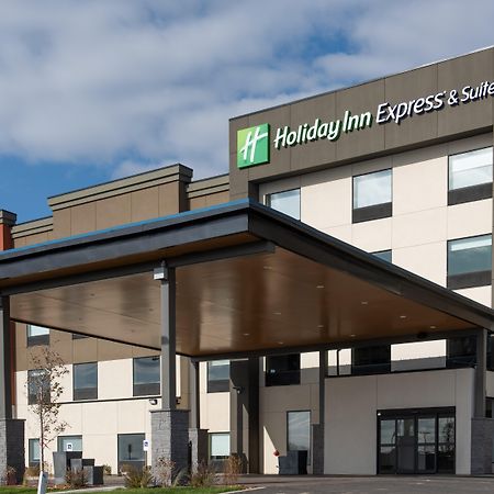 Holiday Inn Express & Suites - North Battleford By Ihg Exterior foto