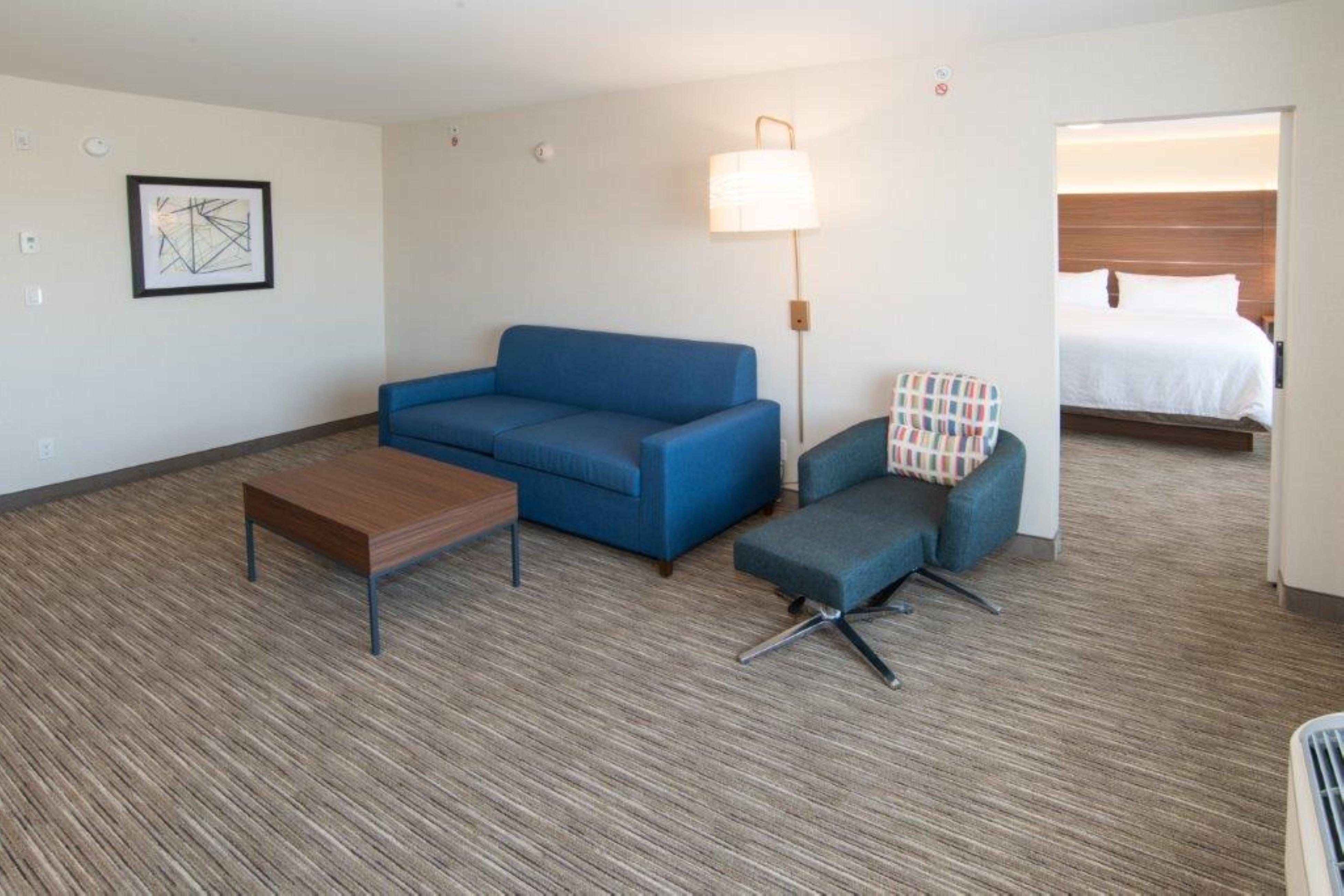 Holiday Inn Express & Suites - North Battleford By Ihg Exterior foto