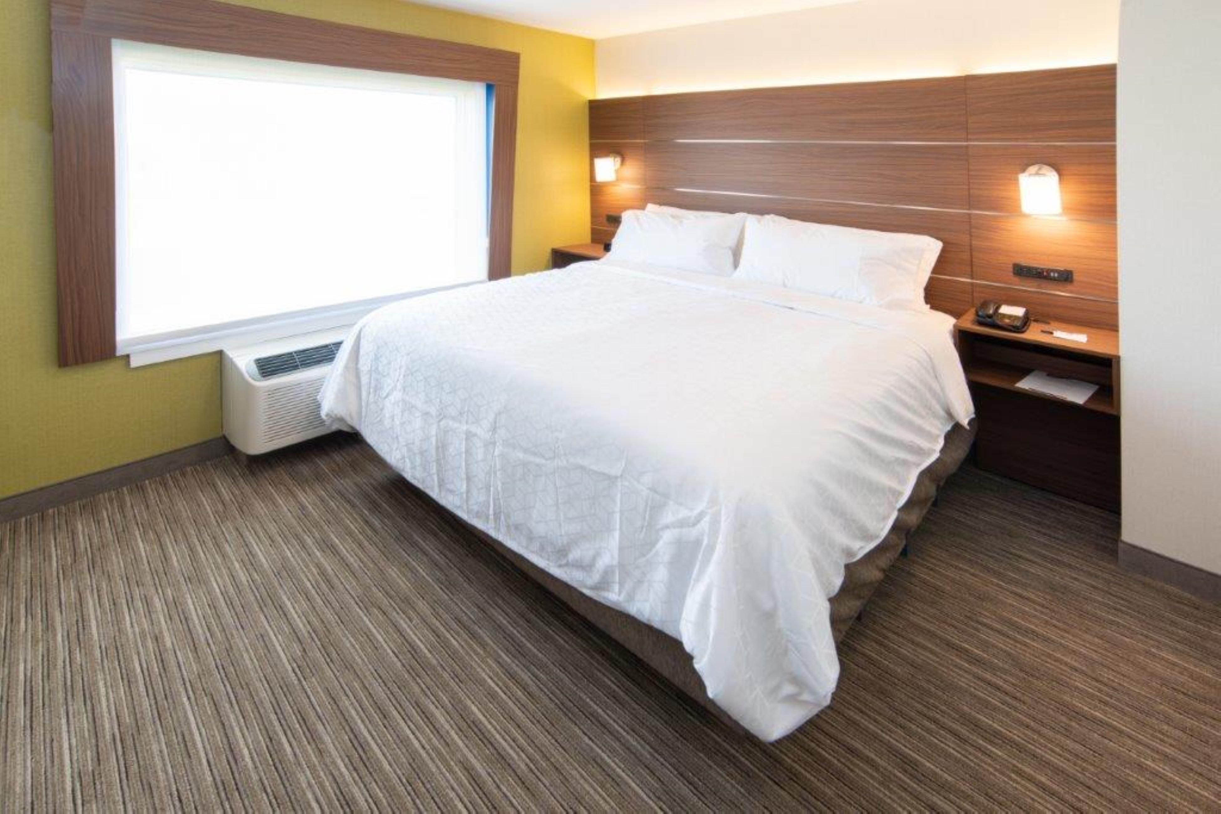 Holiday Inn Express & Suites - North Battleford By Ihg Exterior foto