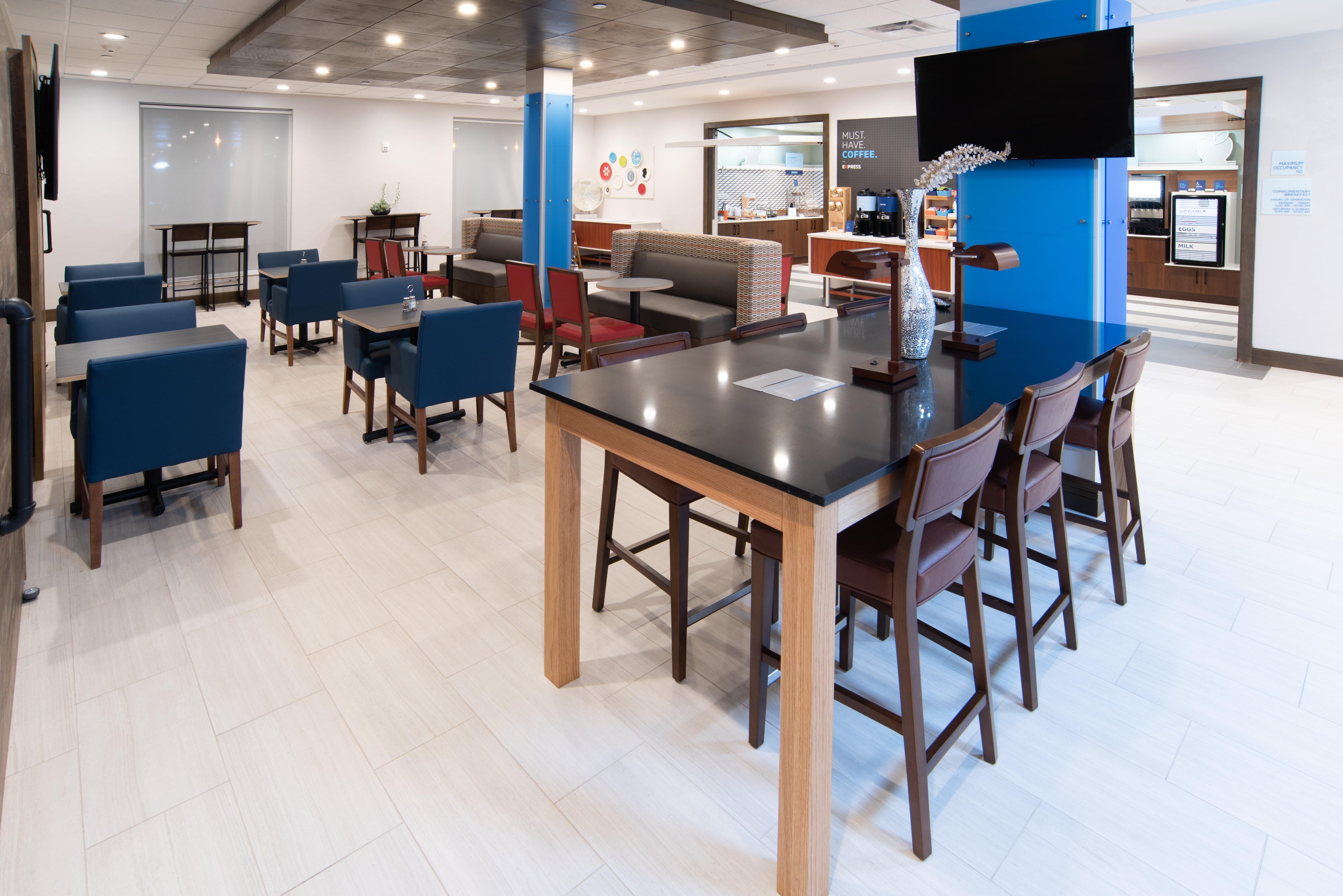 Holiday Inn Express & Suites - North Battleford By Ihg Exterior foto