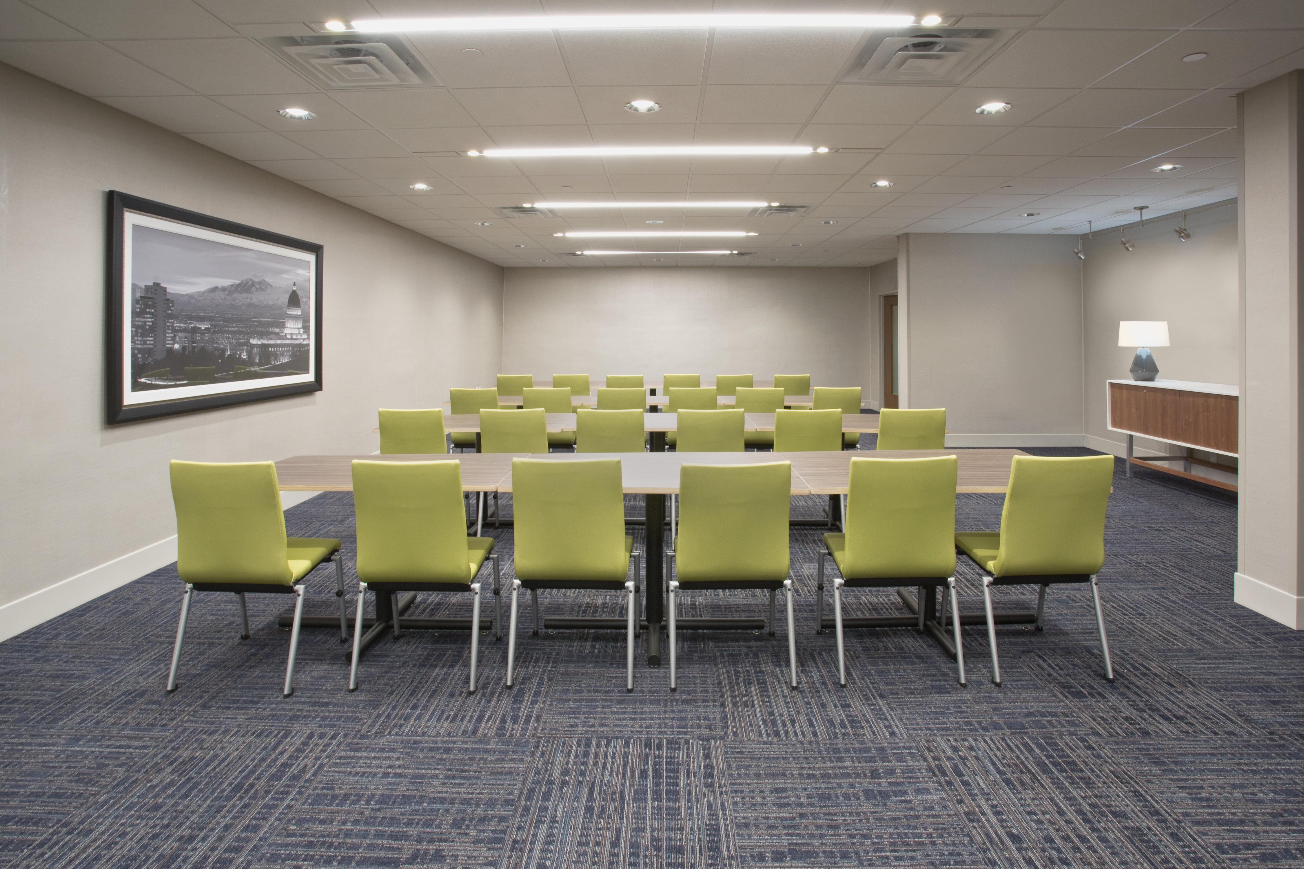 Holiday Inn Express & Suites - North Battleford By Ihg Exterior foto